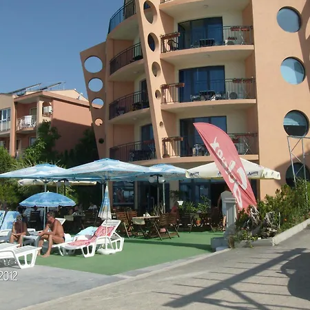 מלון Evridika נסבר