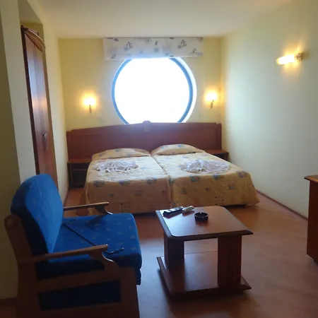 Hotel Evridika 3*